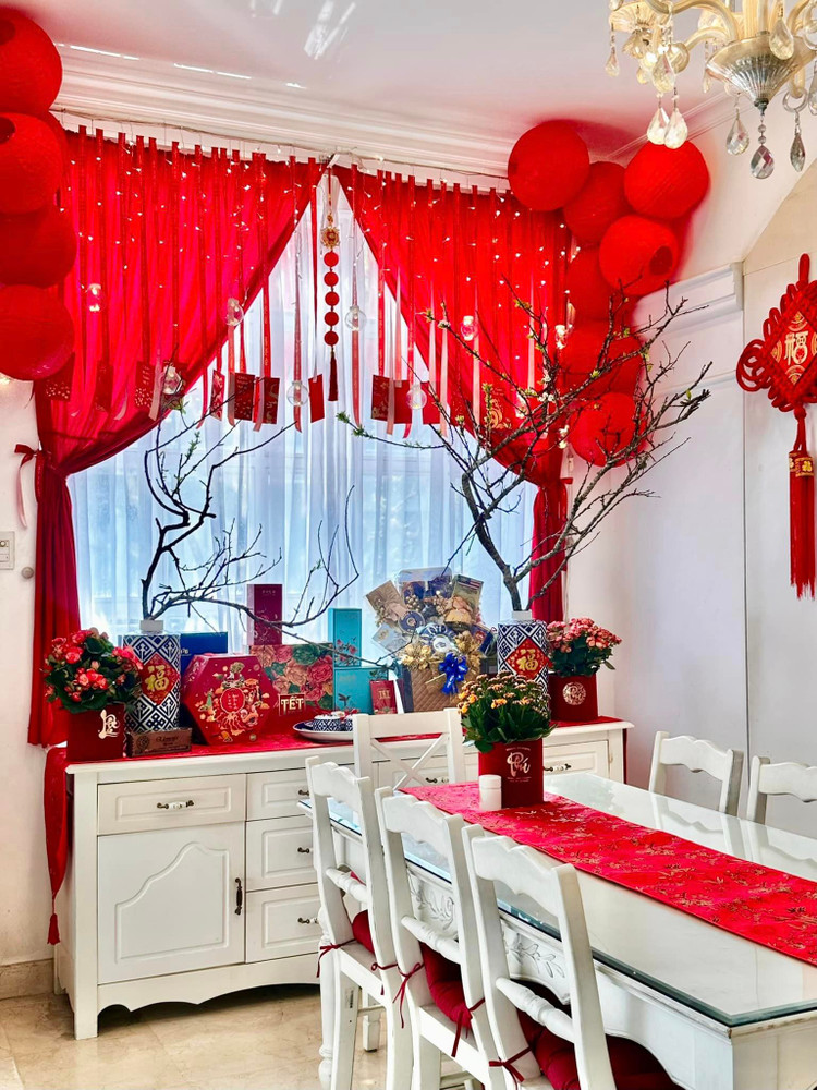 Ben trong biet thu do ruc don Tet cua sieu mau Thuy Hanh-Hinh-6