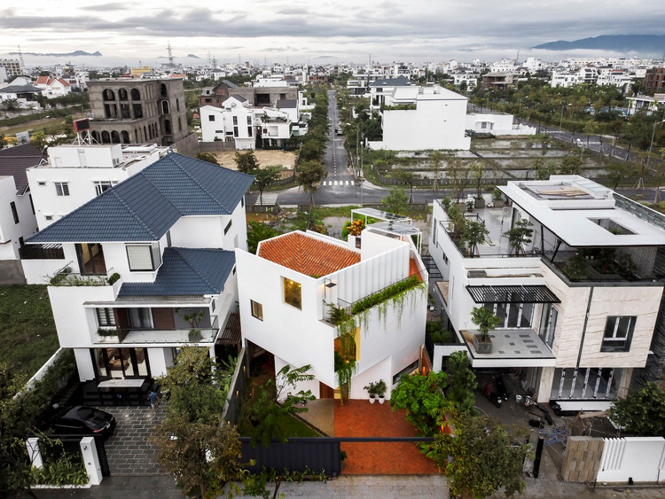 Kham kha ngoi nha thiet ke “xoay” an tuong o Da Nang-Hinh-3