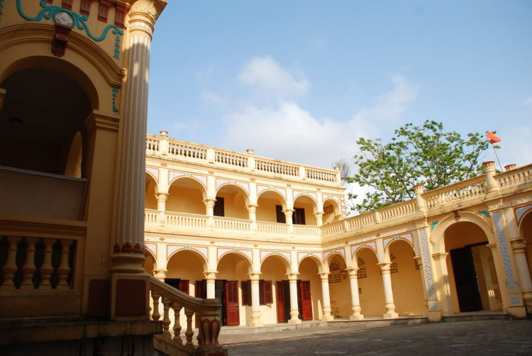 Dinh thu co 10.000m2 xa hoa bac nhat mot thoi vung Tay Bac-Hinh-10