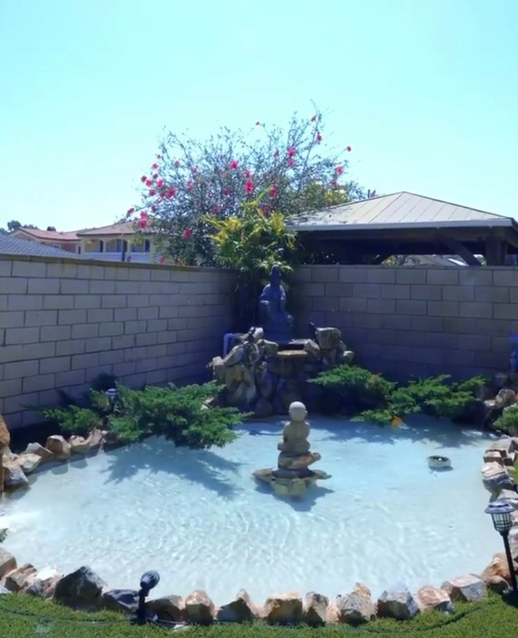 Ben trong biet thu o My mua san 6 nam truoc cua Le Quyen-Hinh-12