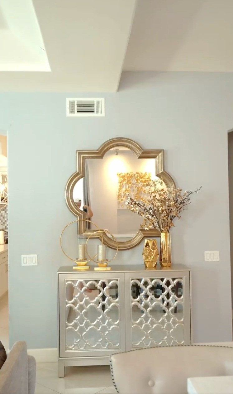 Ben trong biet thu o My mua san 6 nam truoc cua Le Quyen-Hinh-6