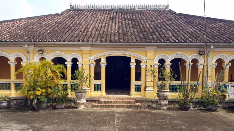 Can canh can nha co doc dao bac nhat mien Tay-Hinh-5