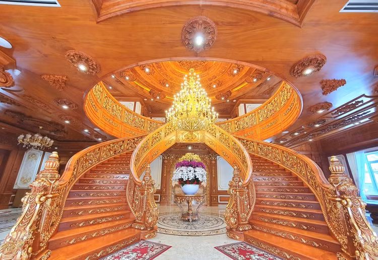 Ben trong dinh thu dat vang 150 ty cua dai gia mien Tay-Hinh-5