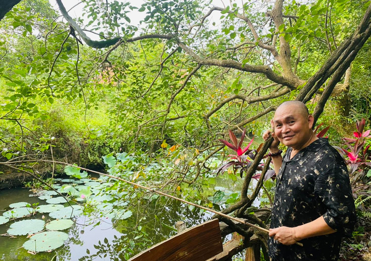 Ben trong “biet phu” o ngoai thanh cua danh hai Xuan Hinh-Hinh-8