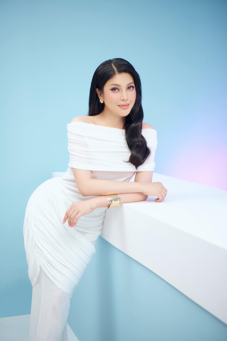 Biet thu 70 ty long lay nhu cung dien cua “phu ba mien Tay“