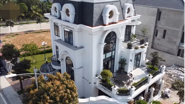 “Sung so” biet thu chi de nghi cuoi tuan cua dai gia Hai Duong