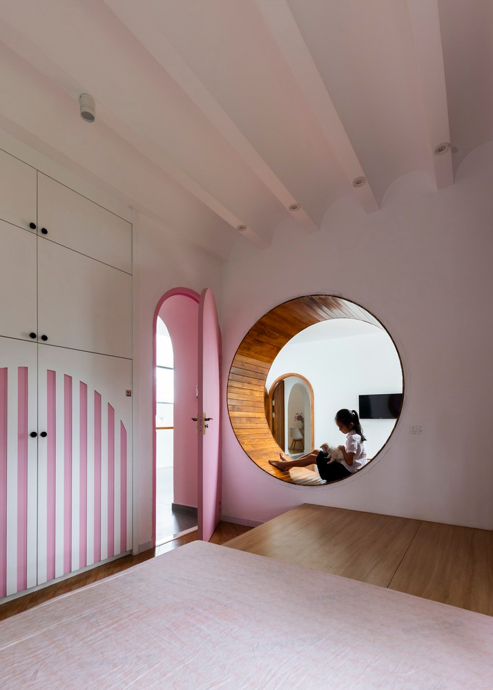 Thiet ke cua so tron, nha Lam Dong dep “nghieng nga” tren bao ngoai-Hinh-12