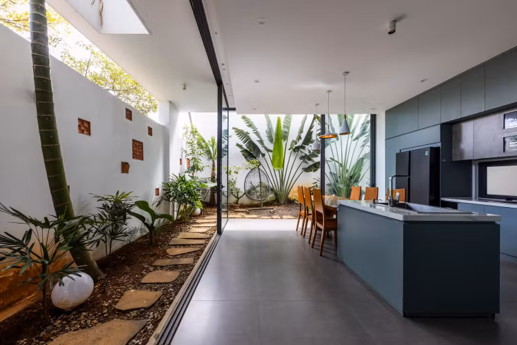 Thiet ke cua so tron, nha Lam Dong dep “nghieng nga” tren bao ngoai-Hinh-8