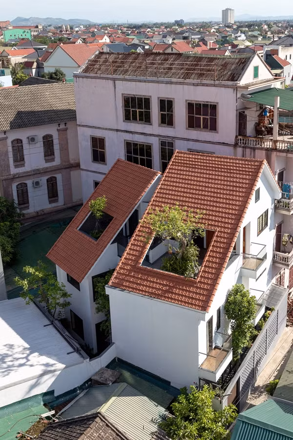 Nha pho ngoi do dan xen khoang vuon xanh mat dep ngo ngang-Hinh-4