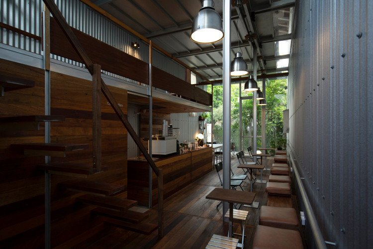 Quan ca phe ngap tran cay xanh giua xu Hue mong mo-Hinh-5