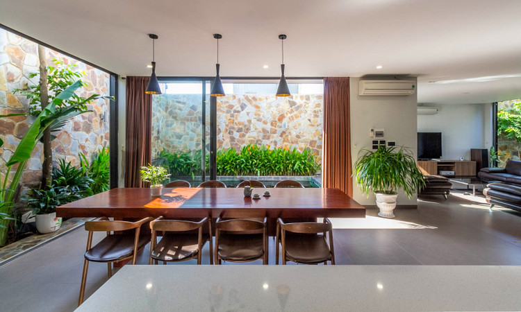 Bao My “ngan ngo ngam” nha dan xen vuon bac thang o Ninh Binh-Hinh-5