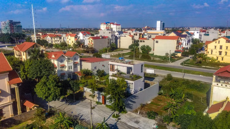 Bao My “ngan ngo ngam” nha dan xen vuon bac thang o Ninh Binh-Hinh-7