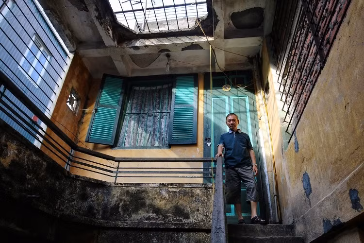 Biet thu tram ty cua dai gia buon lua nuc tieng Hang Dao xua