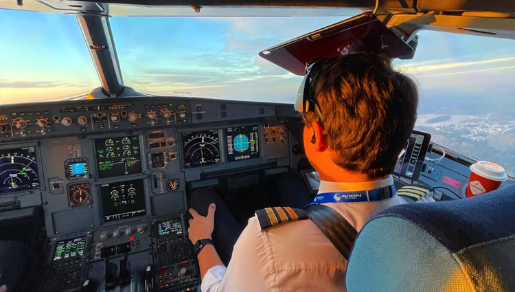 Goc khuat it biet dang sau nhung chuyen bay dai cua phi cong-Hinh-3