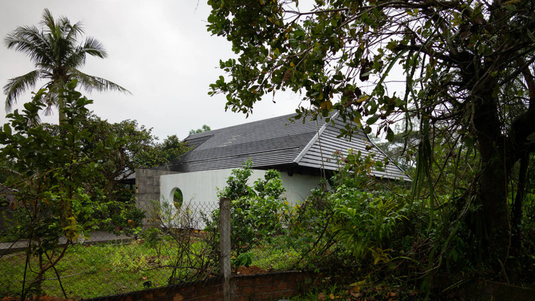 Dung mai lam dieu hoa, nha cap 4 duoc bao My het loi ca tung