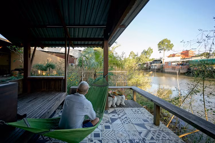 Ngam nha vuon tai che dep nuc long tren bao My-Hinh-4