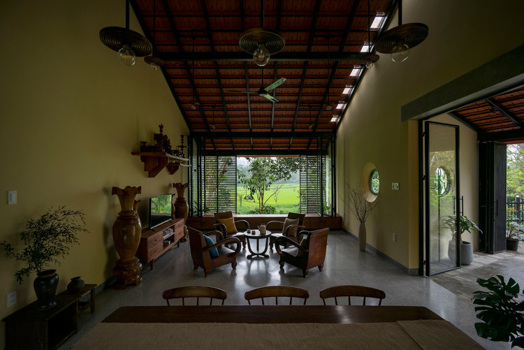 “Biet thu” an minh giua nui doi khien bao My ngo ngang-Hinh-3