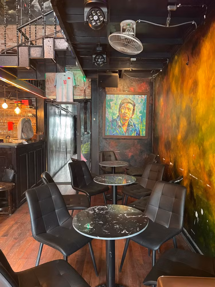 Dieu dac biet trong can nha bac ty giua pho co cua Tuan Hung-Hinh-10