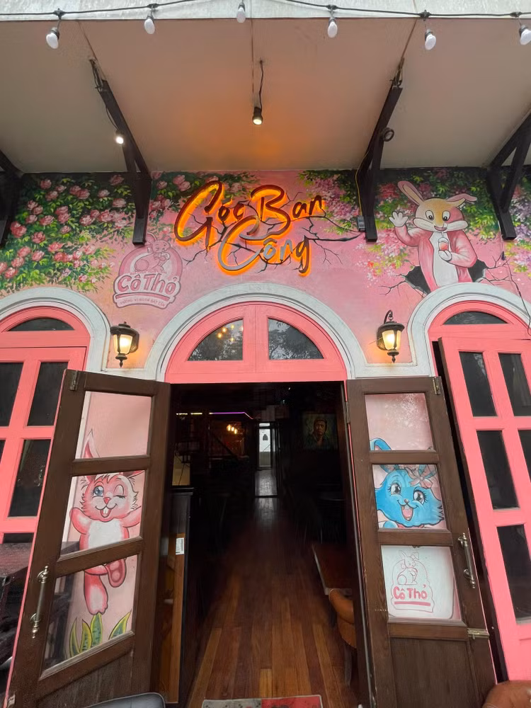 Dieu dac biet trong can nha bac ty giua pho co cua Tuan Hung-Hinh-5