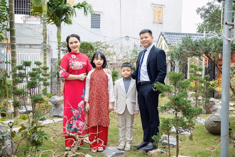 Biet thu 5 tang Hoa Minzy xay tang ba me tai que nha-Hinh-6