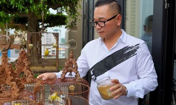 Dai gia Viet chi bao nhieu tien cho thu choi chim canh?-Hinh-2