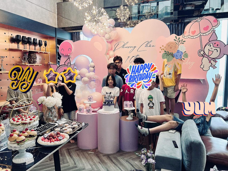 He lo hinh anh hiem hoi trong nha rieng cua Shark Binh