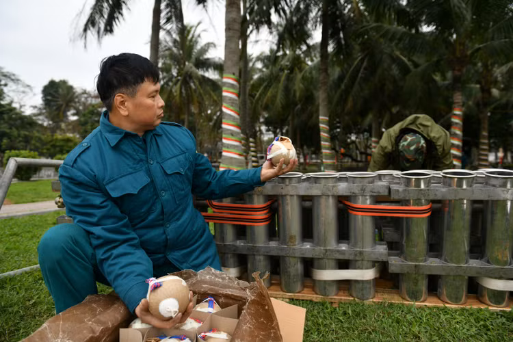 Ha Noi: Tran dia phao hoa san sang phuc vu nguoi dan don Giao thua-Hinh-10