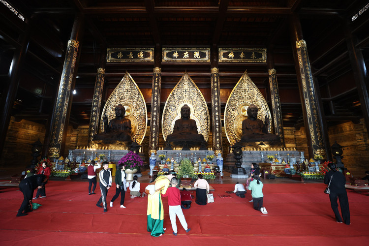 Dau nam, du xuan chua Tam Chuc cau binh an-Hinh-7