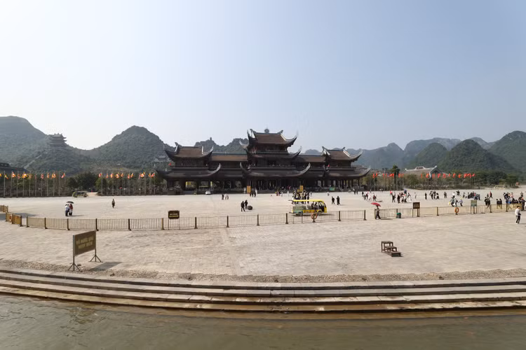 Dau nam, du xuan chua Tam Chuc cau binh an-Hinh-6