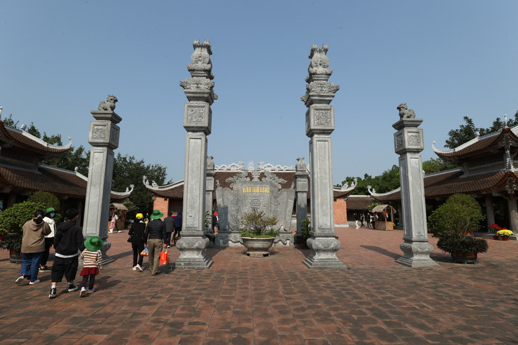 Dau nam, du xuan chua Tam Chuc cau binh an-Hinh-5