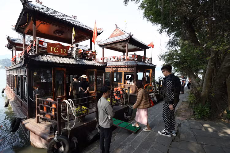 Dau nam, du xuan chua Tam Chuc cau binh an-Hinh-3