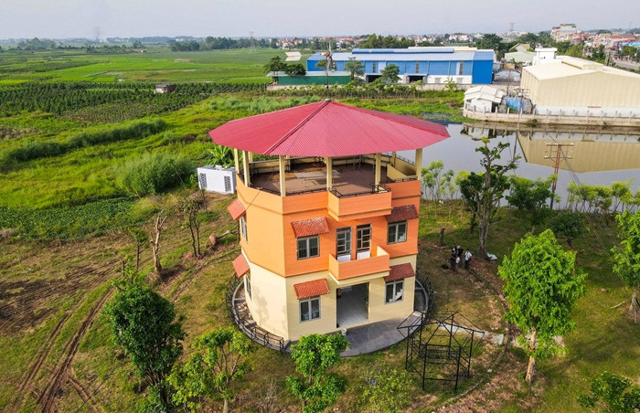 Can canh ngoi nha xoay 360 do co 1-0-2 o Bac Giang