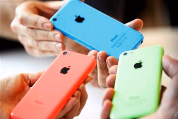 iPhone 5C bất ngờ “hồi sinh” nhờ Gen Z