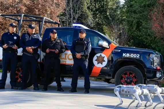 Mexico tung biệt đội chó robot K9-X bảo vệ World Cup 2026