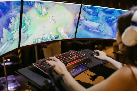 LMHT sập toàn cầu vì lỗi khó tin, game thủ “cười ra nước mắt”