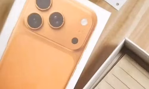 Bẫy “trúng iPhone” quay lại, nhiều người mất tiền oan