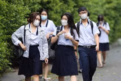 TP.HCM tiến tới xét tuyển lớp 10 từ năm 2026: Phụ huynh và học sinh nói gì?