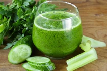 Nước ép cần tây giúp cải thiện sức khỏe, vóc dáng