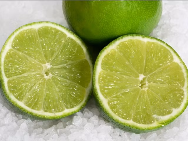 Bà bầu bị viêm họng... áp dụng ngay những mẹo này ảnh 1