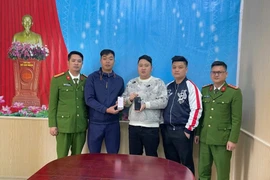 Phú Thọ hỗ trợ trả lại 400 triệu chuyển nhầm cho công dân Trung Quốc