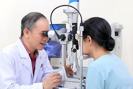 Đưa giác mạc từ quốc tế về Việt Nam cấy ghép tìm lại ánh sáng đã mất 20 năm