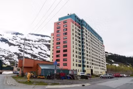 Khám phá thị trấn đặc biệt của Mỹ, toàn bộ cư dân sống trong chung cư