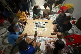 Cần Thơ triệt phá tụ điểm đánh bạc, bắt giữ 9 người