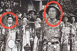 Lý Liên Anh một câu nói 'hái' bạc triệu, tài sản có sánh ngang Hòa Thân?