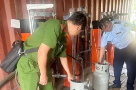 Đồng Nai phát hiện điểm sang chiết gas trái phép quy mô lớn