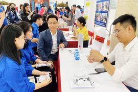 Nghịch lý quý 1/2026: giảm việc làm, thu nhập tăng