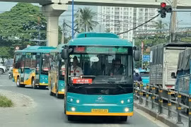 Bộ Công Thương đặt mục tiêu: 50% xe buýt, taxi điện trước 2030