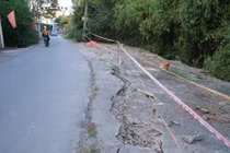 Đê Cà Lồ - Nam Viêm nứt lớn, Phú Thọ ban bố tình huống khẩn cấp