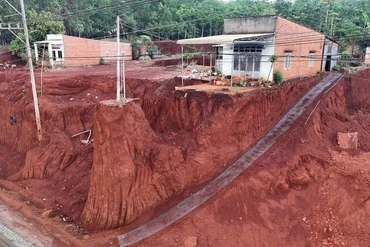 Công an Đồng Nai làm rõ vụ hạ cốt nền đường ĐT753 ảnh hưởng nhà dân