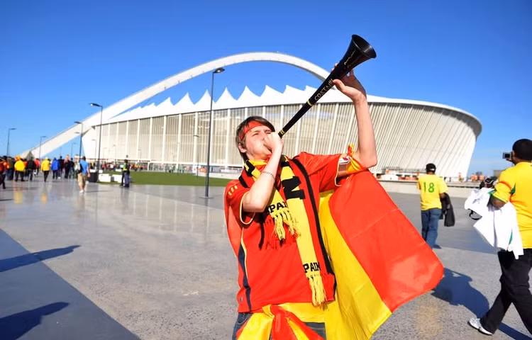Kèn vuvuzela cũng nằm trong số các vật dụng bị cấm tại World Cup 2026.